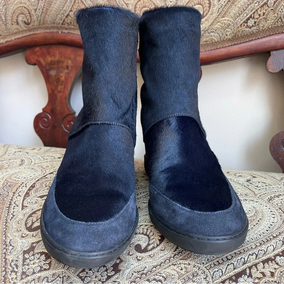 Vince Black Wedge Boots - Picture 5 of 9